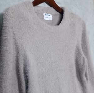NWT Old Navy Women’s Large Grey Eyelash Fuzzy Sweater Soft Cozy Knit Pullover